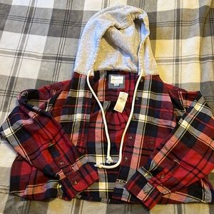 Womens American eagle cropped flannel size Medium